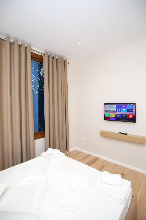 Hotel Amantia 奥里库姆 外观 照片